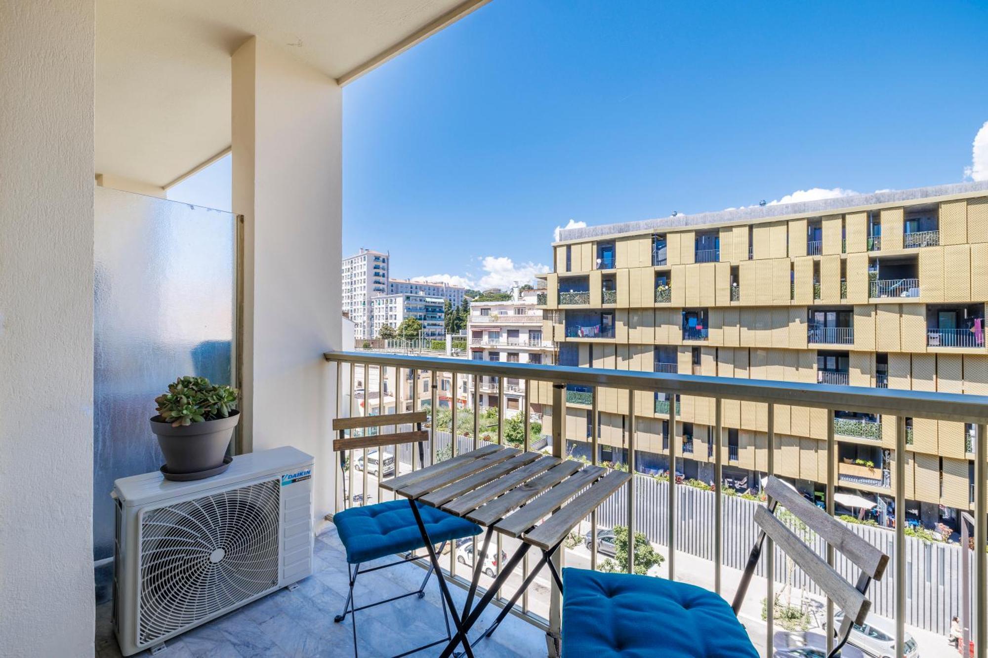 Elegant Studio Avec Terrasse Proche Mer Tramway Nice Exterior photo